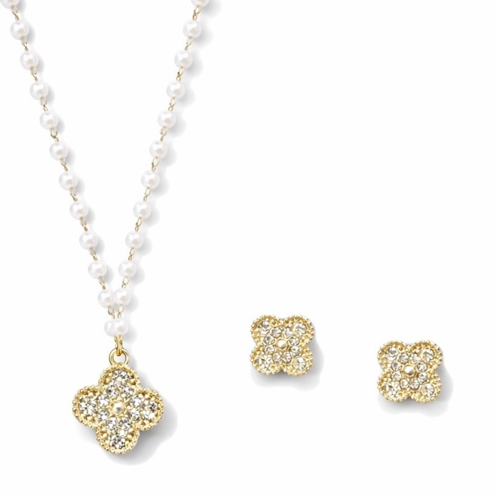 Dainty Clover Jewelry Set Pearl Necklace